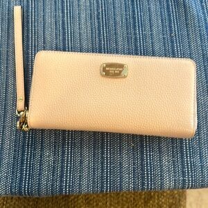 Michael Kors pink wristlet